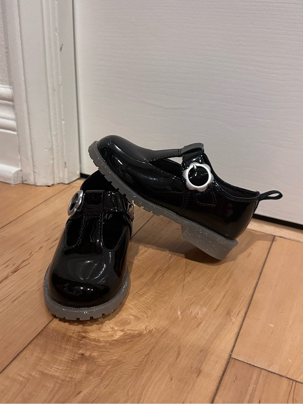 GAP Black Patent Mary Jane Shoes with Silver Buckle